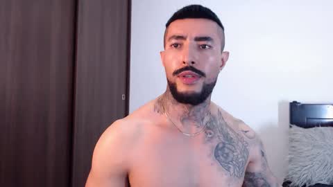 Independent Model online show from March 2025 09:57:01 AM