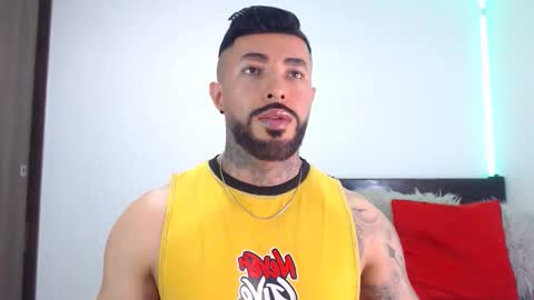 Independent Model online show from February 2026 08:35:02 PM