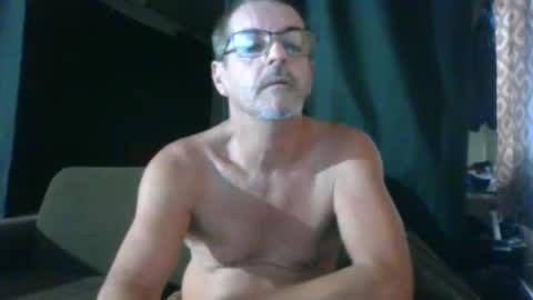 Snapshot of maximus_oreally chatting on March 2025 11:44:02 PM Max online show from March 2025 11:44:02 PM
