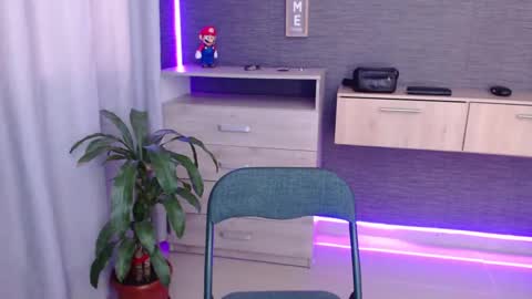 Snapshot of maximussantorini chatting on November 2025 07:46:02 PM maximus online show from November 2025 07:46:02 PM