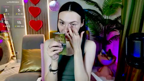 MaxinCarroll online show from May 2026 09:46:01 AM