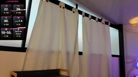 Snapshot of maxirogers chatting on November 2025 11:54:01 AM Maxi Rogers online show from November 2025 11:54:01 AM