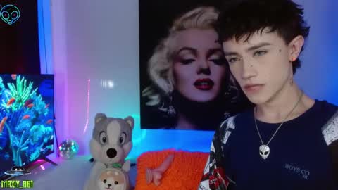 Max online show from February 2025 03:40:01 PM