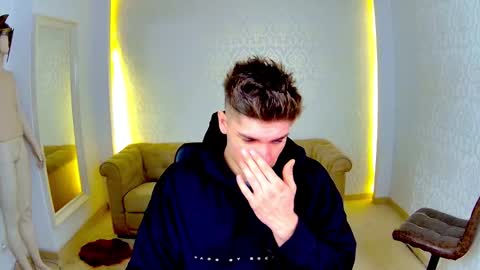 MaxKaiden online show from February 2026 05:15:01 AM