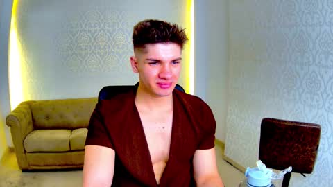 MaxKaiden online show from February 2026 06:02:01 AM