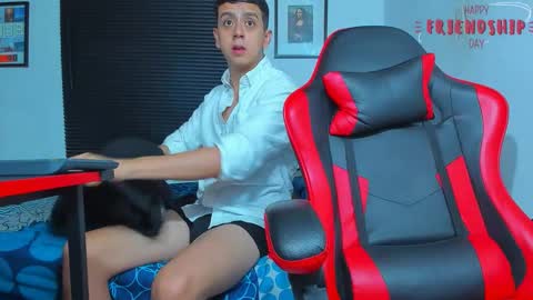 Snapshot of maxowens_oficial chatting on September 2025 07:48:02 PM MAX online show from September 2025 07:48:02 PM