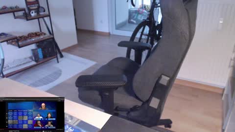 maxp0wer21 online show from December 2024 01:06:02 PM