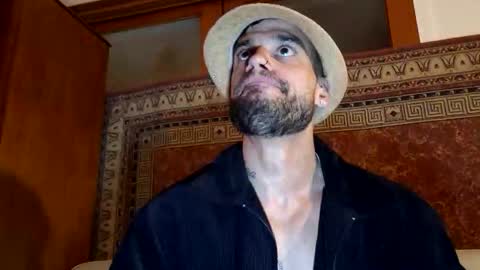 Snapshot of maxpac_rocco chatting on September 2025 12:32:01 AM Luca Dominus online show from September 2025 12:32:01 AM