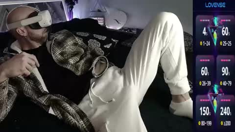 MaxRouger online show from October 2025 12:42:02 AM