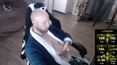 MaxRouger online show from March 2026 03:47:01 PM