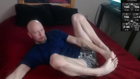 MaxRouger online show from April 2026 09:04:01 PM