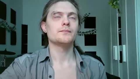 Snapshot of maxs_93 chatting on March 2026 12:49:02 PM maxs_93 online show from March 2026 12:49:02 PM