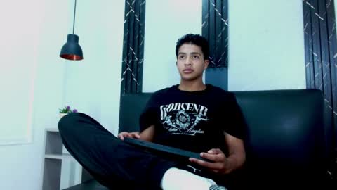 Max Wyatt online show from July 2026 06:47:01 PM