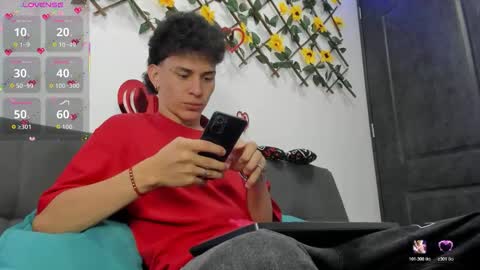 Snapshot of maxxx_bigcock chatting on February 2026 03:21:02 AM Max online show from February 2026 03:21:02 AM