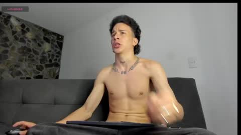 Snapshot of maxxx_bigcock chatting on June 2026 02:09:02 AM Max online show from June 2026 02:09:02 AM