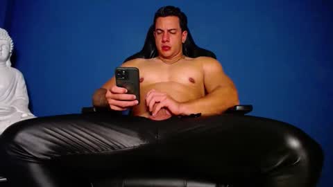 maxxxpowerful online show from January 2026 02:48:01 AM