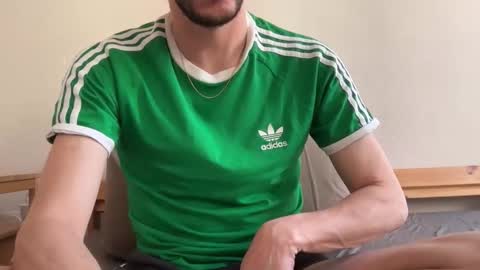 MaxXxurbate online show from March 2026 10:59:01 AM