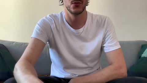 MaxXxurbate online show from April 2026 11:46:02 AM