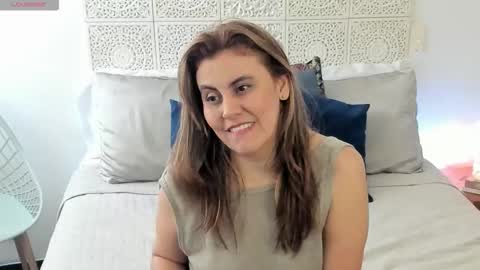 Snapshot of maxzy_star chatting on November 2025 07:03:01 PM Victoria online show from November 2025 07:03:01 PM