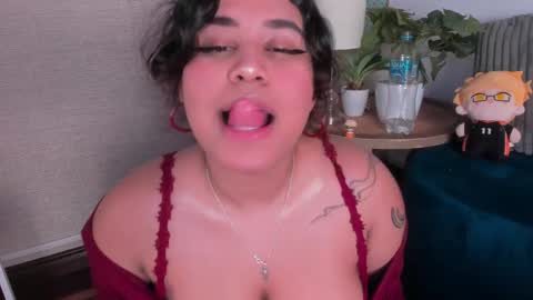 Snapshot of maya_house chatting on January 2026 04:50:02 AM maya_house online show from January 2026 04:50:02 AM