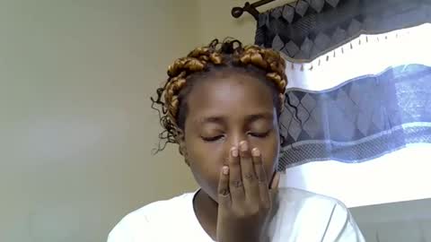 Snapshot of maya_melody chatting on January 2026 07:13:01 AM maya_melody online show from January 2026 07:13:01 AM