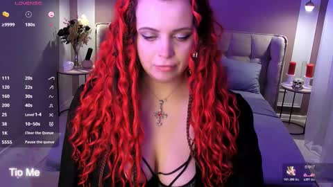 Maya Mils online show from March 2026 01:00:02 AM