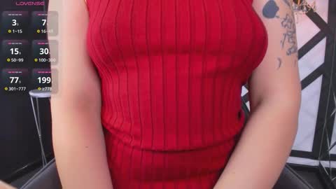 Snapshot of maya_muse chatting on November 2025 01:00:02 PM Woman online show from November 2025 01:00:02 PM