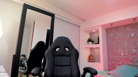 Snapshot of maya_rivers chatting on November 2025 05:08:02 AM Maya online show from November 2025 05:08:02 AM