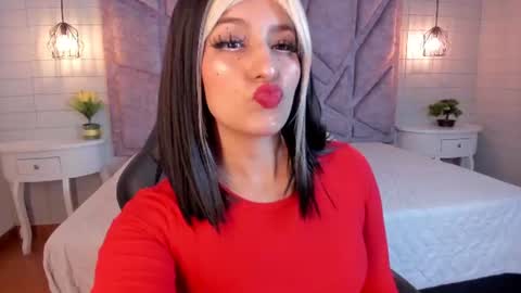 Snapshot of maya_rivers chatting on June 2026 05:07:01 AM Maya online show from June 2026 05:07:01 AM