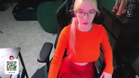 Maya Viola online show from July 2026 06:19:02 AM