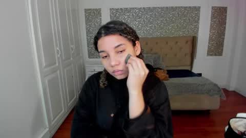 Maya online show from October 2025 02:28:02 AM