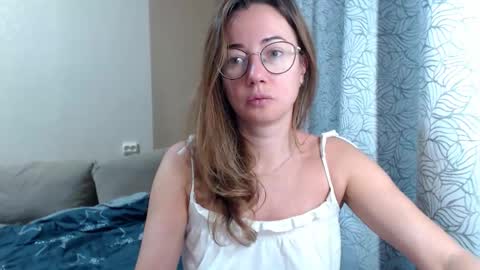 Maya online show from December 2025 03:59:01 AM