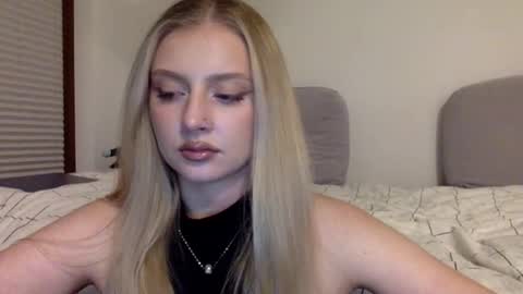 Snapshot of mayaflirt chatting on February 2026 05:28:01 PM mayaflirt online show from February 2026 05:28:01 PM