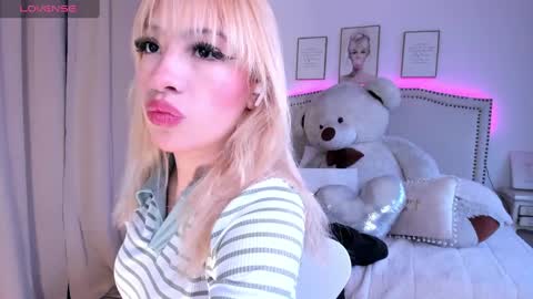 Snapshot of mayajhons chatting on November 2025 12:05:02 PM Mayajhons online show from November 2025 12:05:02 PM