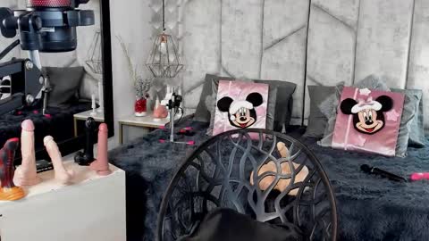 Snapshot of mayarusell01 chatting on November 2025 09:11:01 PM Nicolle Ruselle Hello my lovely schedule for great fun from 630 am and end 800 pm Colombian time I wait for you online show from November 2025 09:11:01 PM