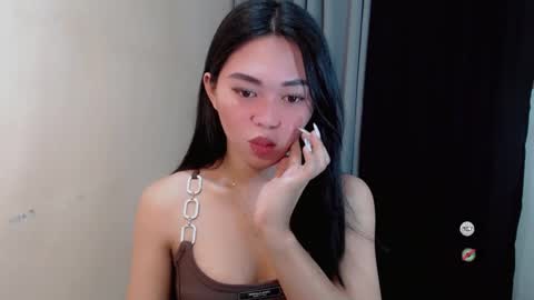 Snapshot of mayasally_ chatting on December 2024 06:22:02 AM mayasally_ online show from December 2024 06:22:02 AM