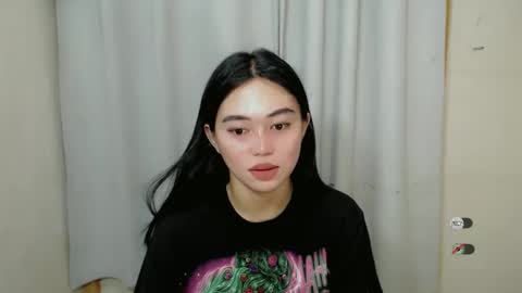 Snapshot of mayasally_ chatting on February 2025 11:55:01 AM mayasally_ online show from February 2025 11:55:01 AM