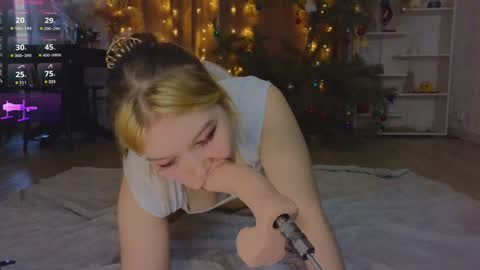 Snapshot of mayaster chatting on January 2025 11:33:02 AM Maya online show from January 2025 11:33:02 AM