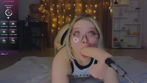 Snapshot of mayaster chatting on March 2025 02:17:01 AM Maya online show from March 2025 02:17:01 AM