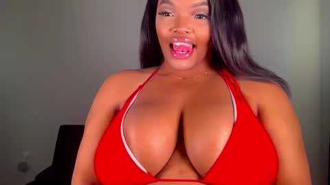 MayBabi online show from January 2025 03:27:01 PM