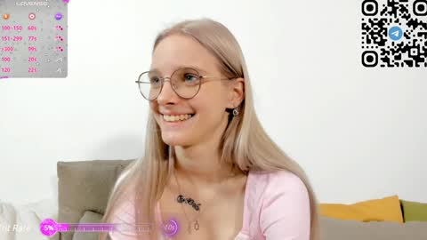 Snapshot of maydaguy chatting on January 2025 09:23:02 AM Megan online show from January 2025 09:23:02 AM