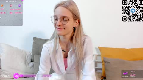 Snapshot of maydaguy chatting on January 2025 03:28:02 AM Megan online show from January 2025 03:28:02 AM