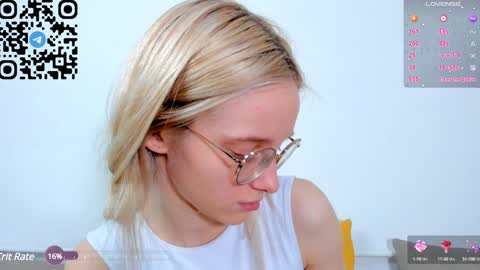 Snapshot of maydaguy chatting on February 2025 06:37:01 AM Megan online show from February 2025 06:37:01 AM