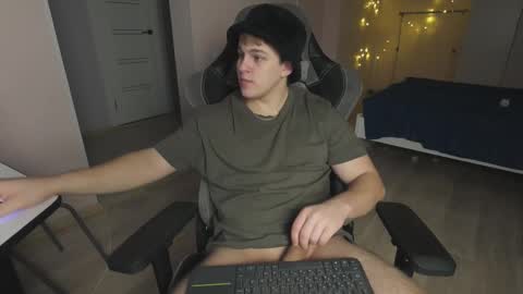 Slava and Alextatto online show from January 2026 05:59:02 PM