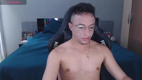 Mayke online show from November 2025 11:42:01 AM