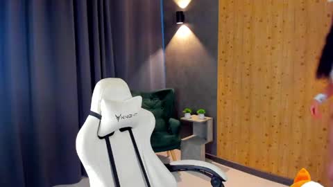 May online show from April 2026 05:34:02 AM