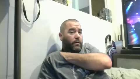 Dad bod 43 online show from March 2026 03:12:01 AM
