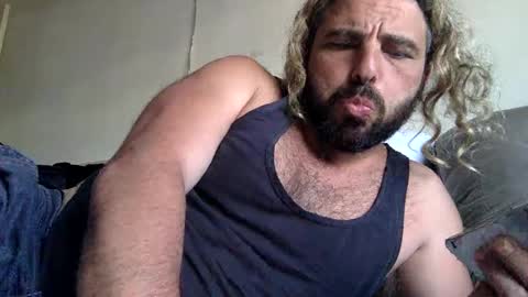 Snapshot of mazl0w chatting on December 2024 04:45:02 AM mazl0w online show from December 2024 04:45:02 AM