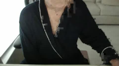 Snapshot of mbeastie chatting on January 2025 07:17:02 PM Beastie online show from January 2025 07:17:02 PM