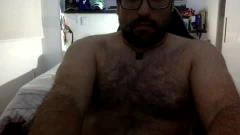 Snapshot of mbotve chatting on May 2026 08:00:01 AM VzlaMan online show from May 2026 08:00:01 AM
